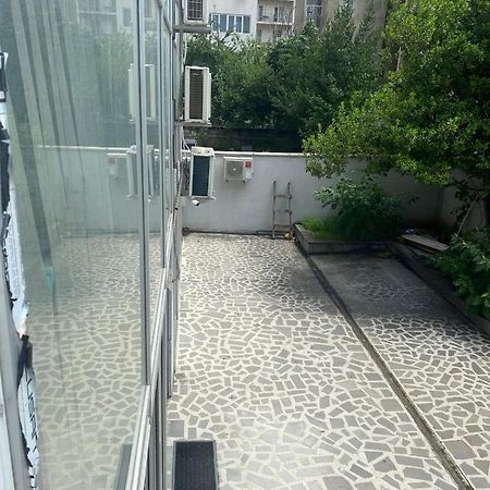 Hotel Saburtalo Roni Tbilisi Esterno foto